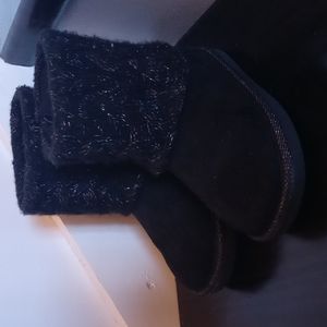 Toddler Sweater Boots 10M